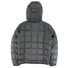 Load image into Gallery viewer, 2000s iDiom Square Stitched panelled Down Jacket
