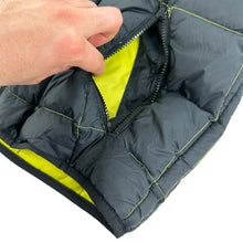 Load image into Gallery viewer, 2000s iDiom Square Stitched panelled Down Jacket
