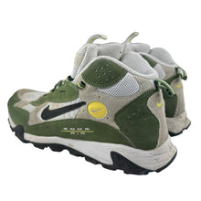 Load image into Gallery viewer, 2005 Nike Air Terra Sertig
