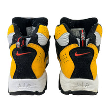 Load image into Gallery viewer, 2005 SAMPLE Nike Terra Sertig “Taxi”
