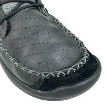 Load image into Gallery viewer, 2010 Crocs Linden Boot “Considered Mowabb”
