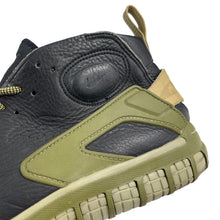 Load image into Gallery viewer, 2005 sample Nike Mowabb II considered
