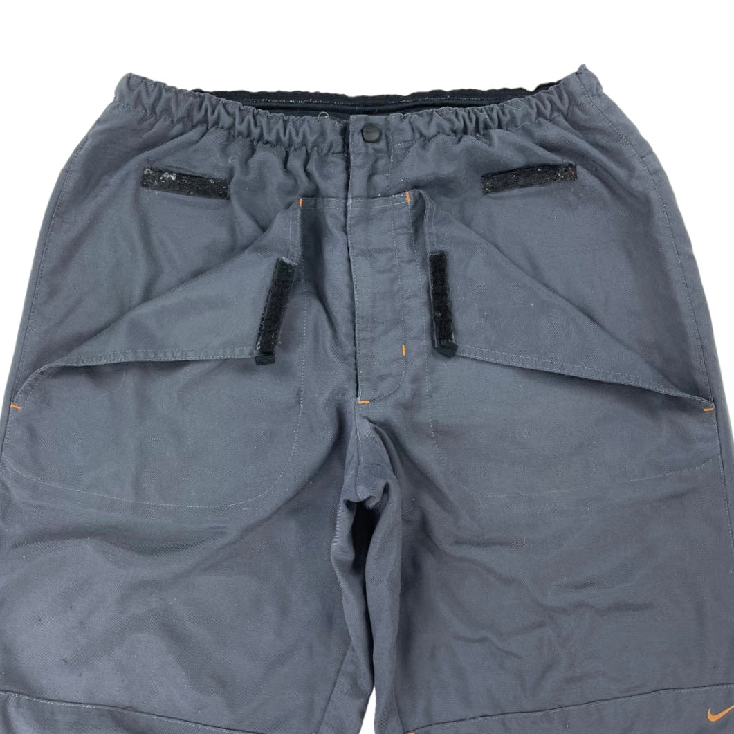 2000 Nike frontal flap pocket bottoms – insidetag