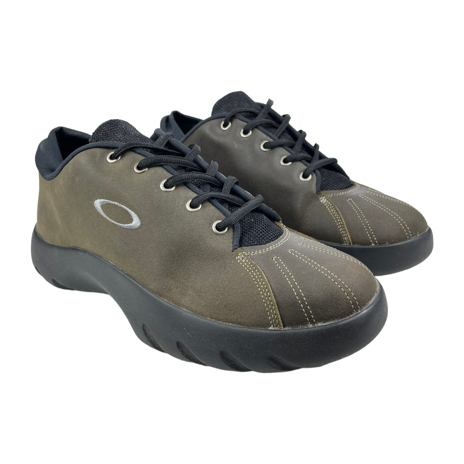 Oakley street store 2 td sneakers