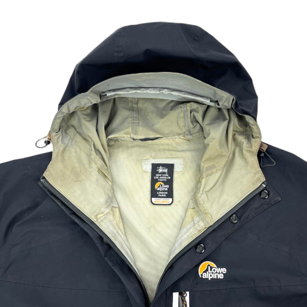 2011 Stussy x Lowe Alpine Gore-tex jacket – insidetag