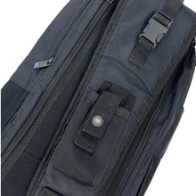 Load image into Gallery viewer, 2005 Gap sling bag
